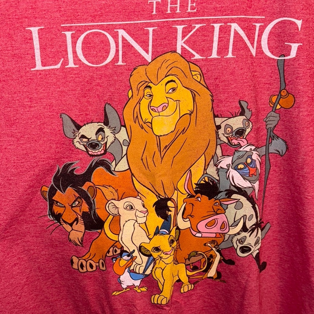 The Lion King - Red Graphic T-Shirt size XL - Picture 4 of 10